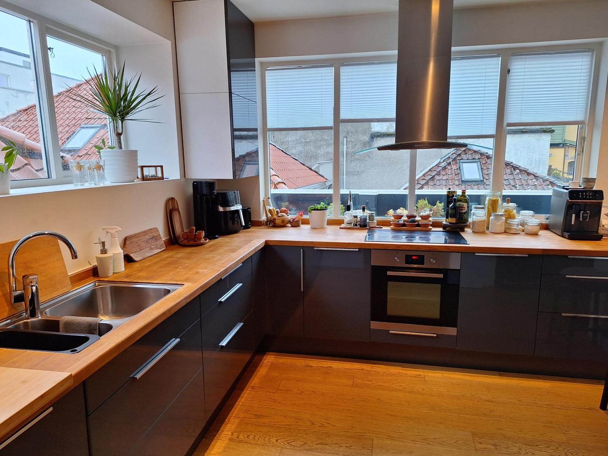 Unik, Stor I Hjertet Av Sandnes *